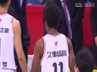 秋霞性感美女深夜视频